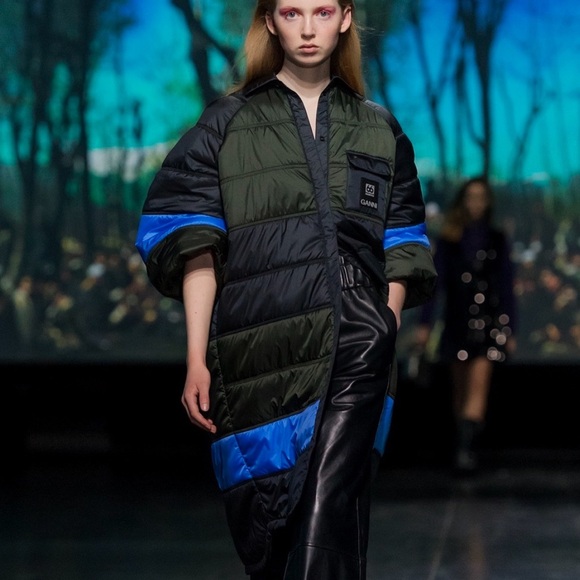 GANNI X66°NORTH Vatnajökull Quilted Black Green Open Back Puffer Coat Dress XS/S - Picture 2 of 12